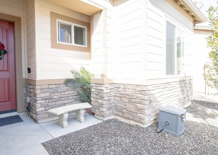 Cozy Granville Retreat With Modern Amenities, Nearby Scenic Trails & Pristine Lakes Of Prescott Holiday home